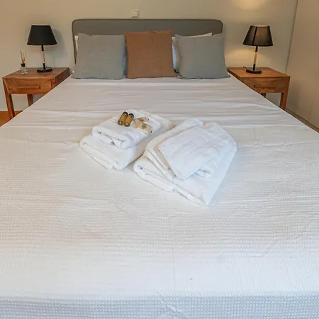 Glyfada Stylish Getaway 公寓